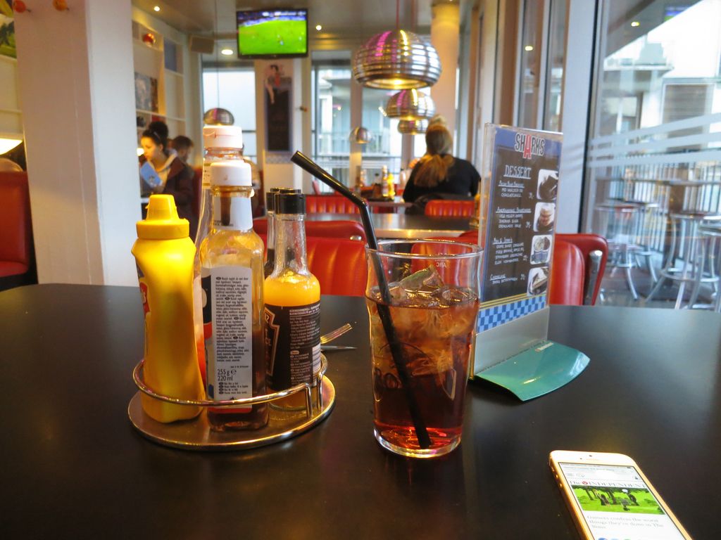 Eating out at restaurants might not be any healthier than consuming fast food, according to a recent study.