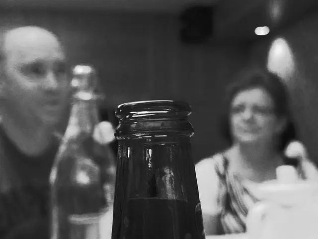 Hydroquinone: Details on application, safety concerns, potential hazards, and additional...