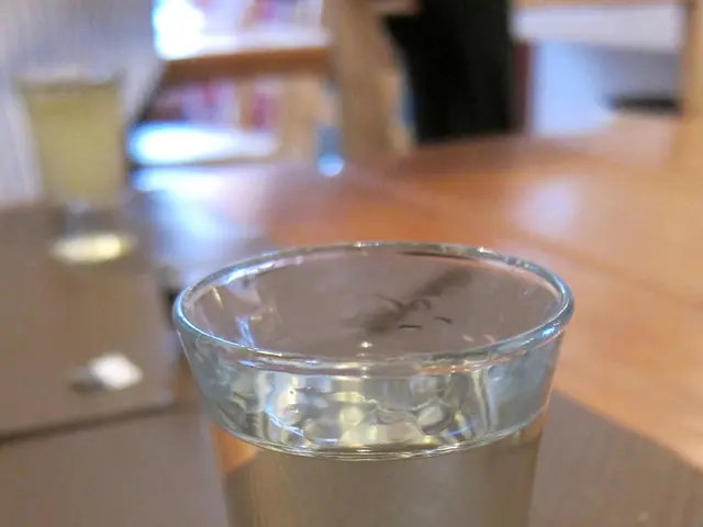 Manipulating Water Density Technique