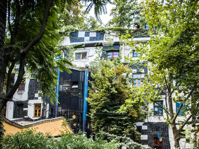 Cooling Haven Debuts in Berlin: City's First Heat Refuge Now Operational