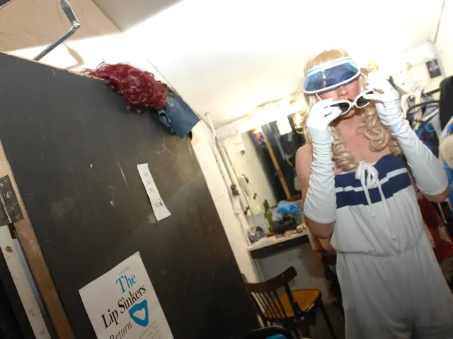 Officials close down beauty parlor