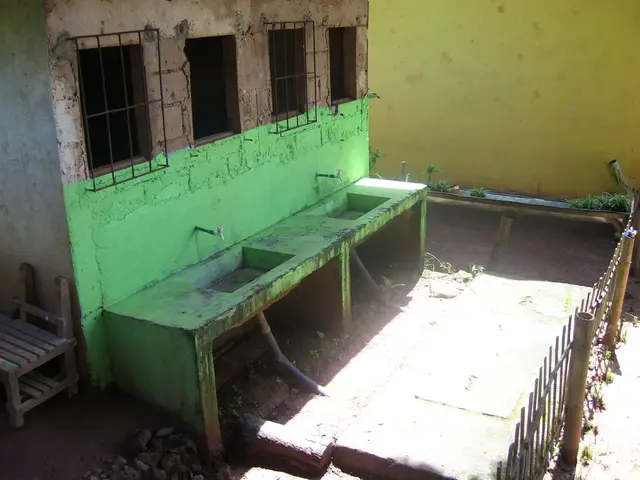 Epidural-triggered Headaches: Understanding Symptoms, Root Causes, and Remedies