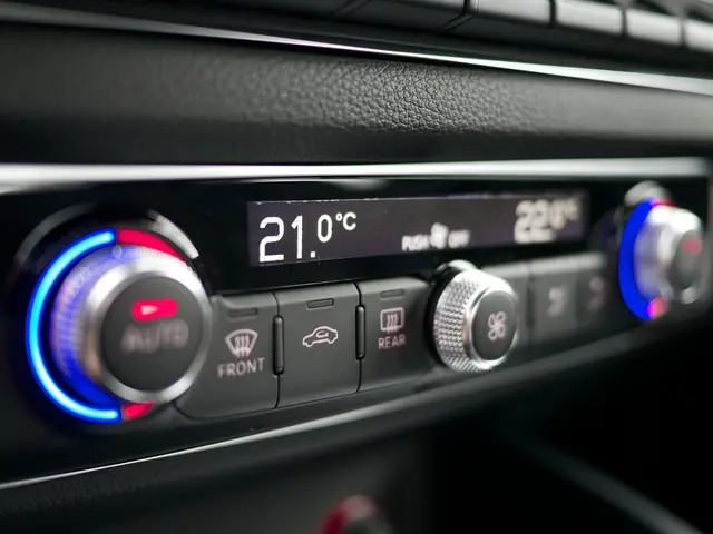 Connection between PCOS and Migraines: Insights, Solutions, and Contraceptive Options