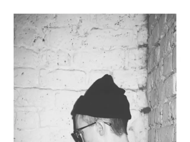 Experiencing Charles Bonnet Syndrome: A Look at Its Definition, Symptoms, and Other Facts