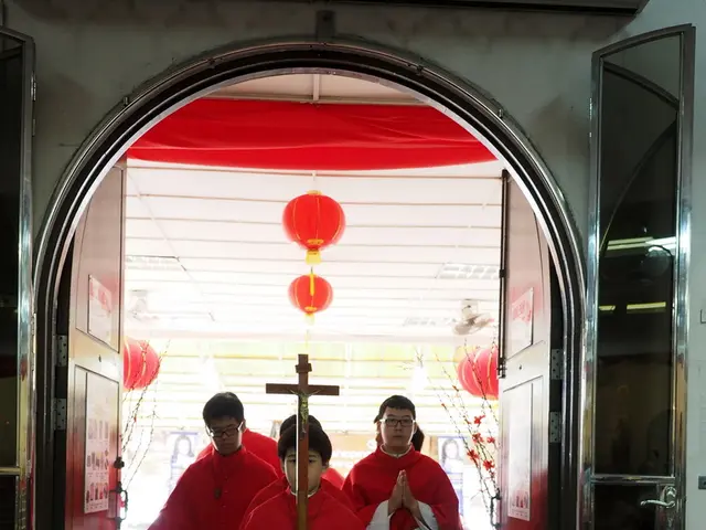 Florida man attributes his survival to religious belief, claiming bullet meant for him miraculously...