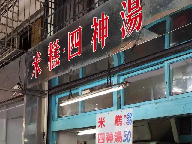 Daily struggles confronted by elderly residents in memory care centers and the strategies employed...