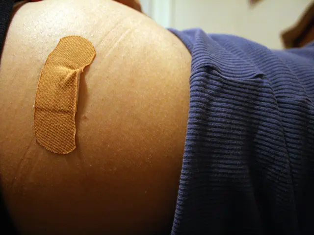 Father granted AED 350,000 in compensation due to medical mishap during son's immunization...